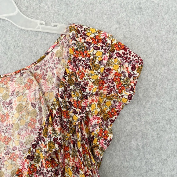 Old Navy Waist Defined Flutter Sleeve Floral Mini Dress Womens Size 2X - Picture 3 of 12